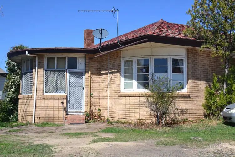 1/2 Warialda Road, Inverell NSW 2360