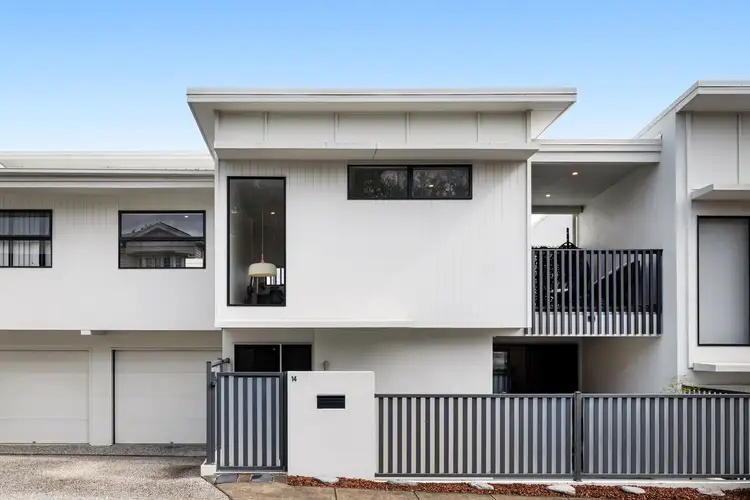 14 Gibson Lane, Morningside QLD 4170