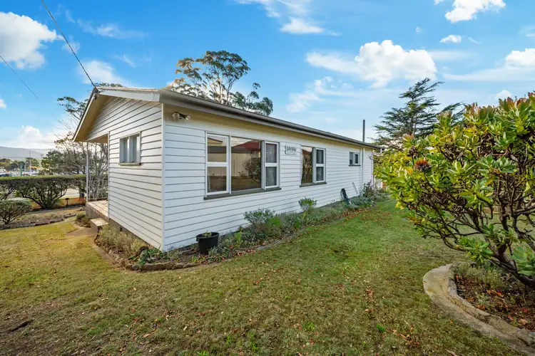 15 Esplanade East, Triabunna TAS 7190