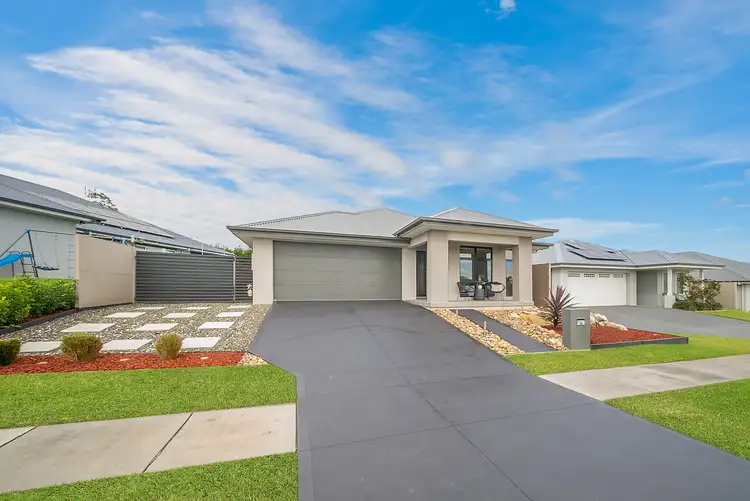 20 Brooker Drive, North Rothbury NSW 2335