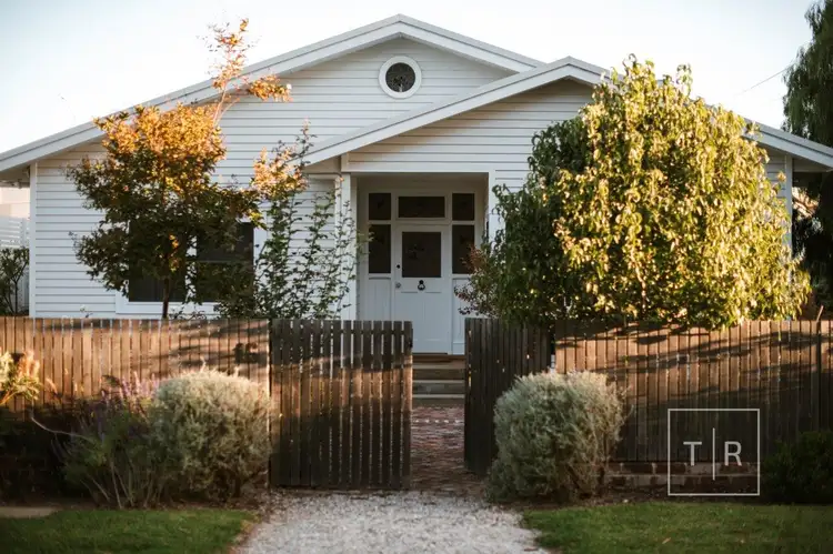 16 Emily Street, Esperance WA 6450