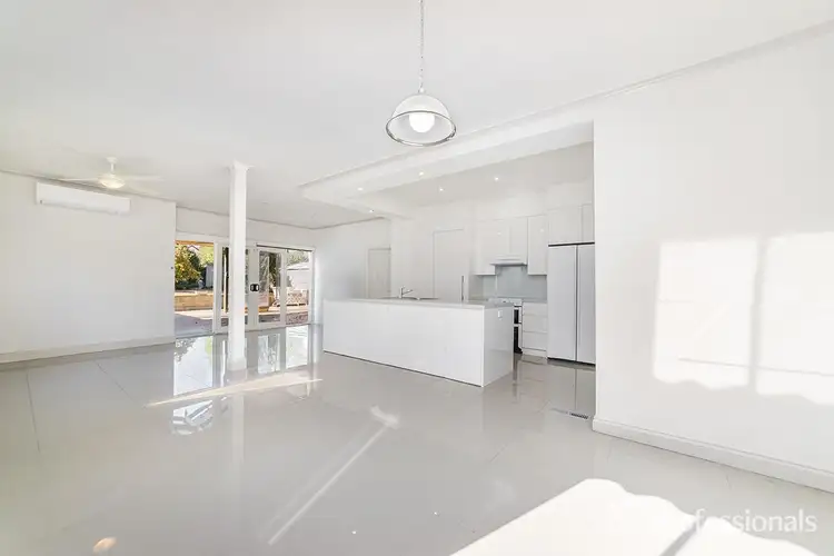 10 Carmichael Street, Hamilton VIC 3300