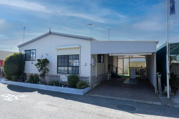142/490 Pinjarra Road, Furnissdale WA 6209