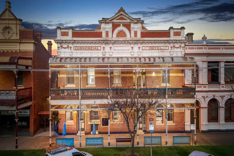 49 Moore Street, Rochester VIC 3561