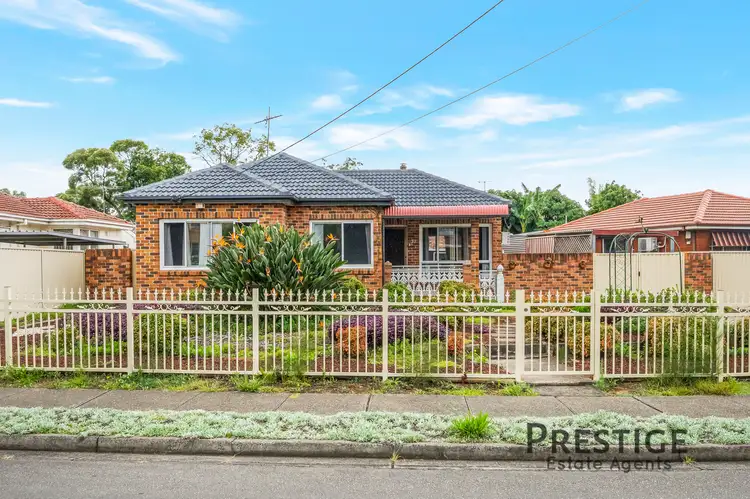 37 Baragoola Street, Fairfield West NSW 2165