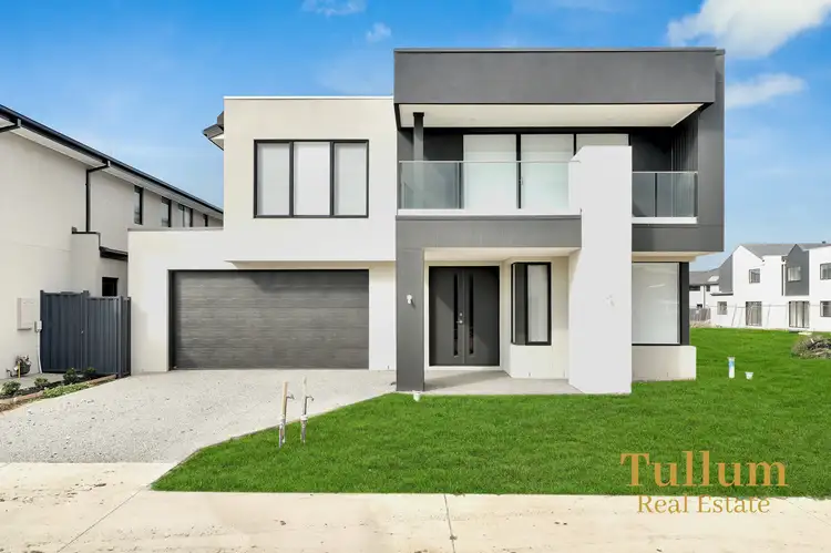 26 Cavern Boulevard, Clyde North VIC 3978