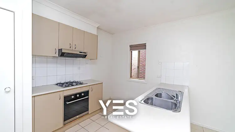 Fourth view of Homely house listing, 18 Kingsdale Crescent, Pakenham VIC 3810