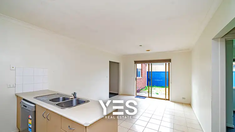 Fifth view of Homely house listing, 18 Kingsdale Crescent, Pakenham VIC 3810
