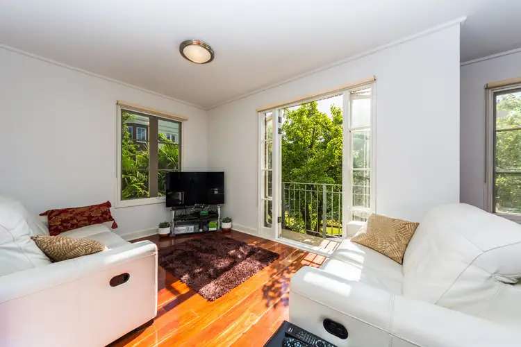 Second view of Homely apartment listing, 17/8 Wellington Crescent, East Melbourne VIC 3002