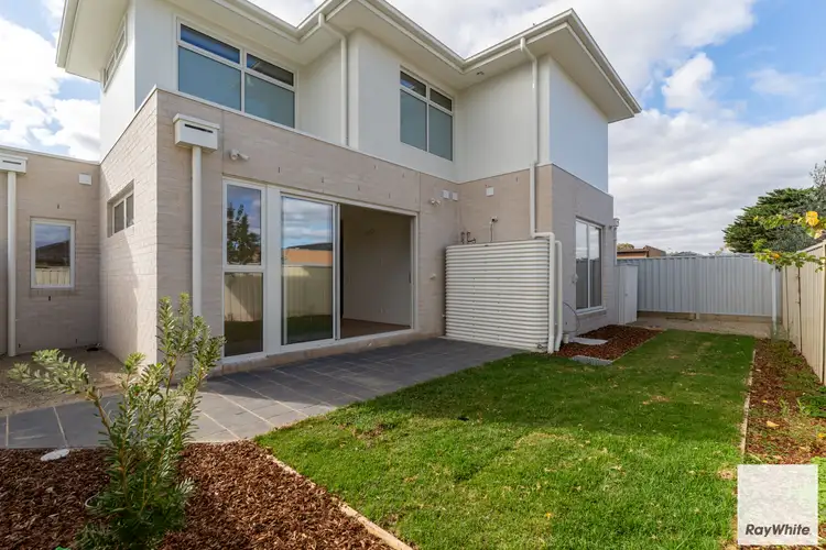 3/11 Murray Street, St Albans VIC 3021