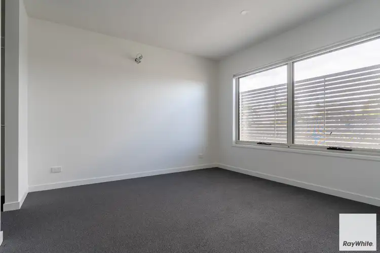 Fifth view of Homely house listing, 2/11 Murray Street, St Albans VIC 3021