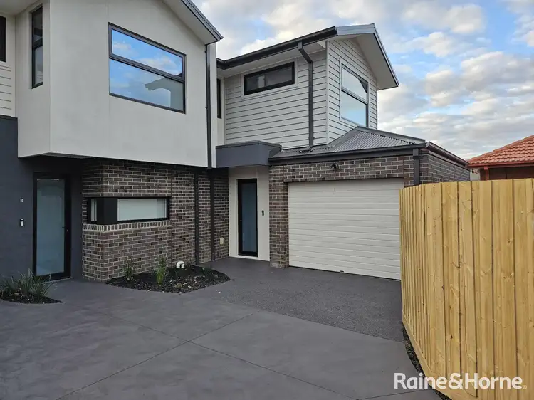 Second view of Homely townhouse listing, 2/19 Bernbanks Avenue, St Albans VIC 3021