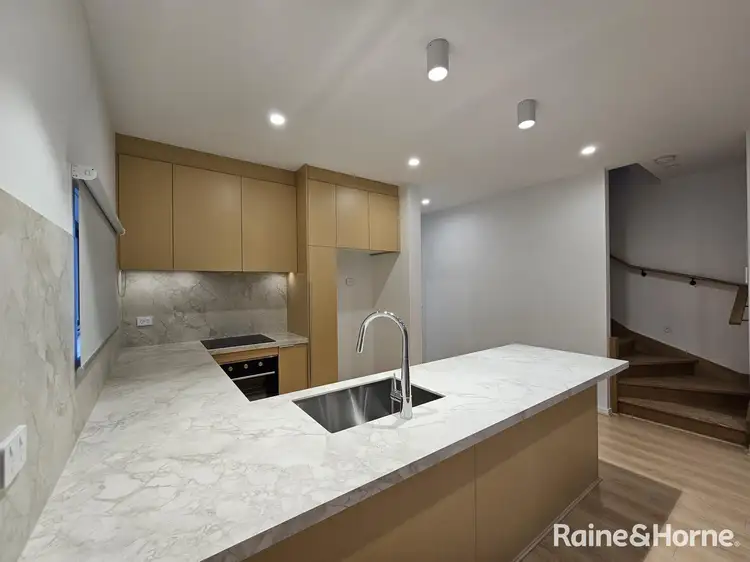 Fifth view of Homely townhouse listing, 2/19 Bernbanks Avenue, St Albans VIC 3021
