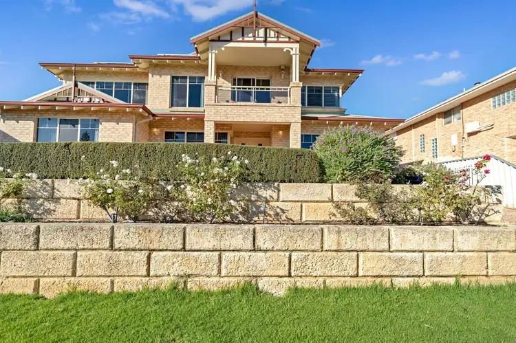 Second view of Homely house listing, 26 Volante Elbow, Ocean Reef WA 6027