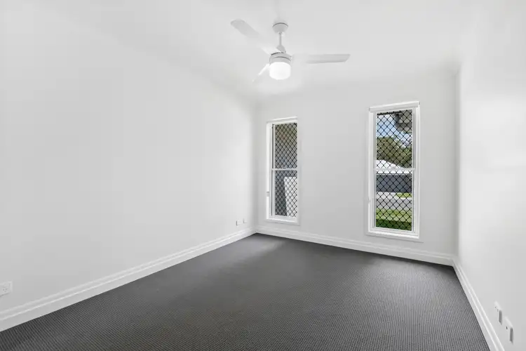 Fifth view of Homely semi-detached listing, 1/3 Falcon Road, Park Ridge QLD 4125