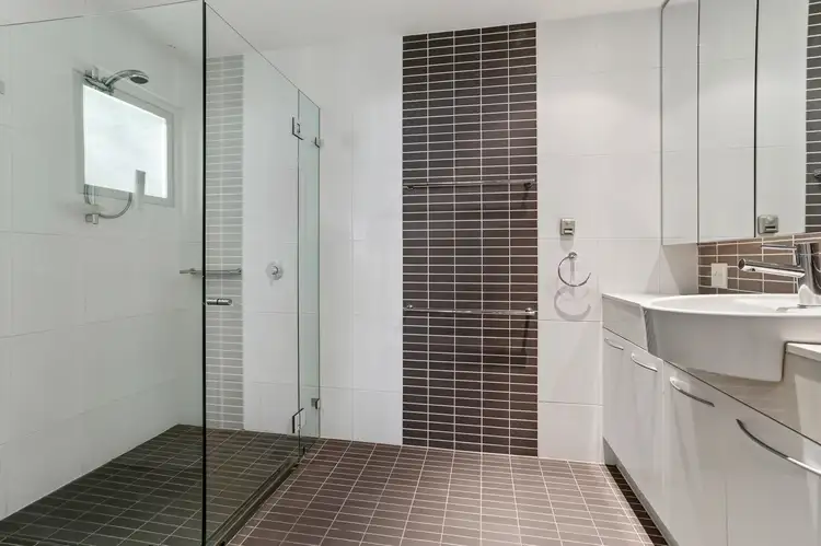 Sixth view of Homely apartment listing, 7/24-32 Flood Street, Bondi NSW 2026