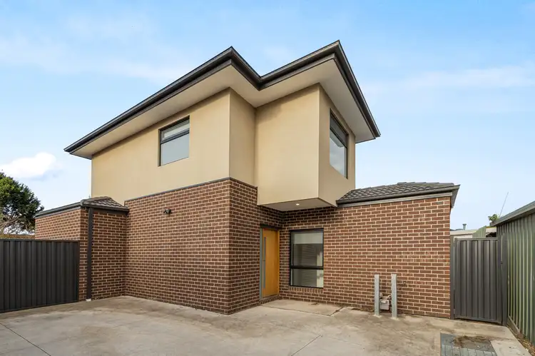 Main view of Homely townhouse listing, 2/22 Derby Drive, Epping VIC 3076