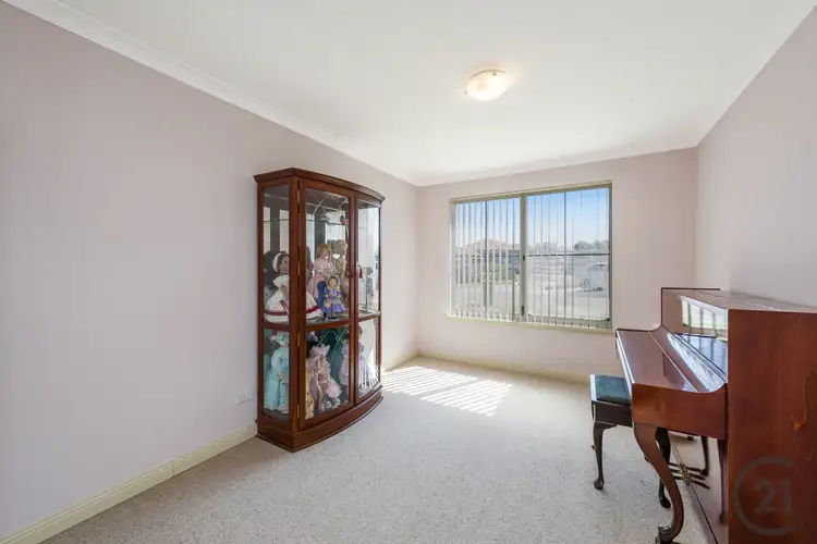 Fifth view of Homely house listing, 25 Grasshill Grange, Halls Head WA 6210