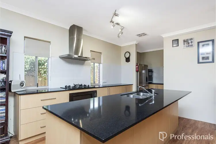 32 Kalyang Loop, Byford WA 6122