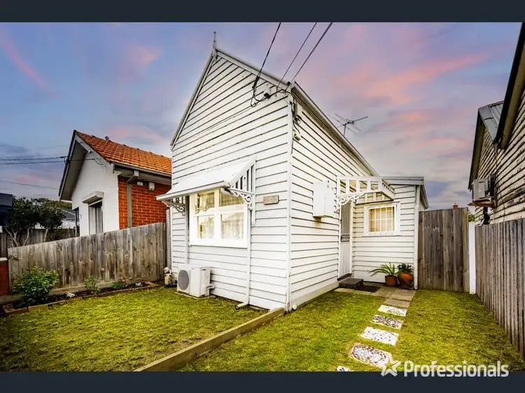 9 Darling St, Footscray VIC 3011