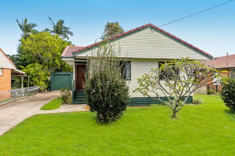 8 Brown Street, Lawnton QLD 4501