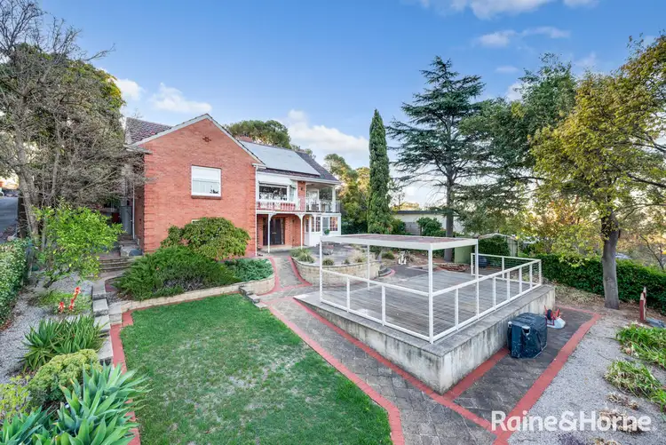 8 Burnell Drive