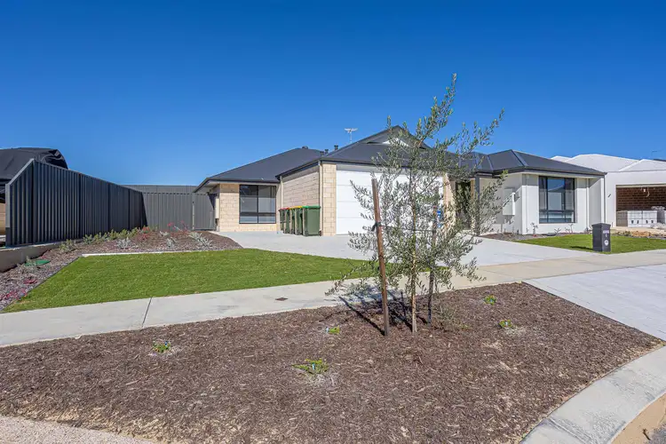 8A Hue Road, Eglinton WA 6034
