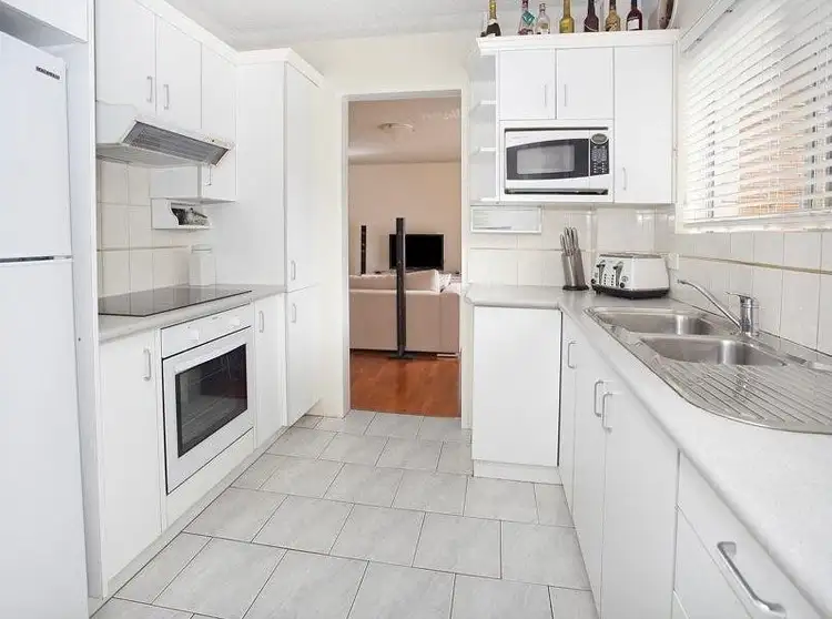 Third view of Homely unit listing, 1/29-31 Mercury Street, Wollongong NSW 2500