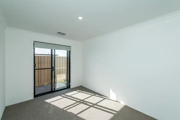 Fifth view of Homely house listing, 31 Lisianthus Terrace, Beeliar WA 6164
