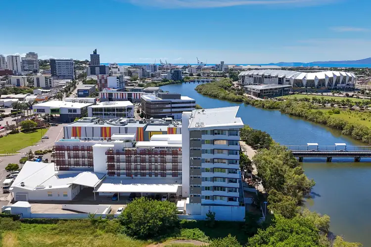41/2-4 Kingsway Place, Townsville City QLD 4810