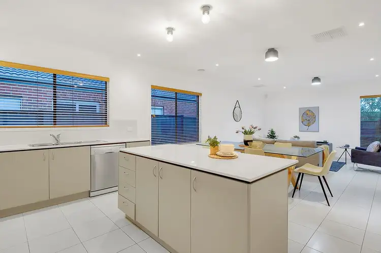 Fourth view of Homely house listing, 10 Eminence Way, Craigieburn VIC 3064