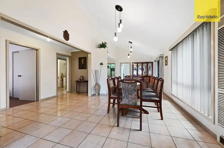Fifth view of Homely house listing, 5 Turquoise Close, St Albans VIC 3021