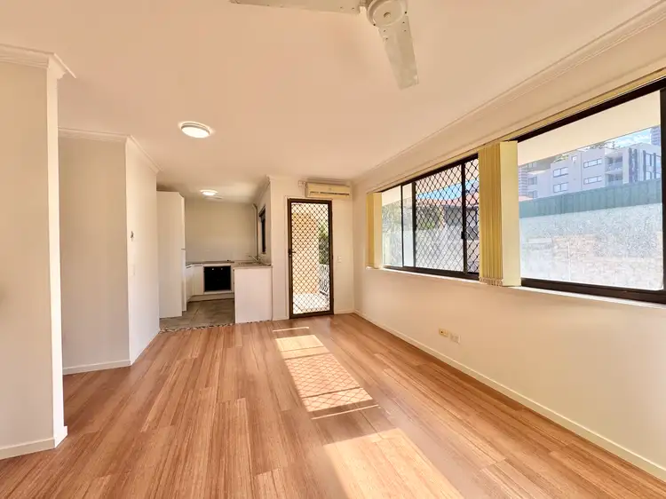 Main view of Homely unit listing, 6/10 Lather Street, Southport QLD 4215