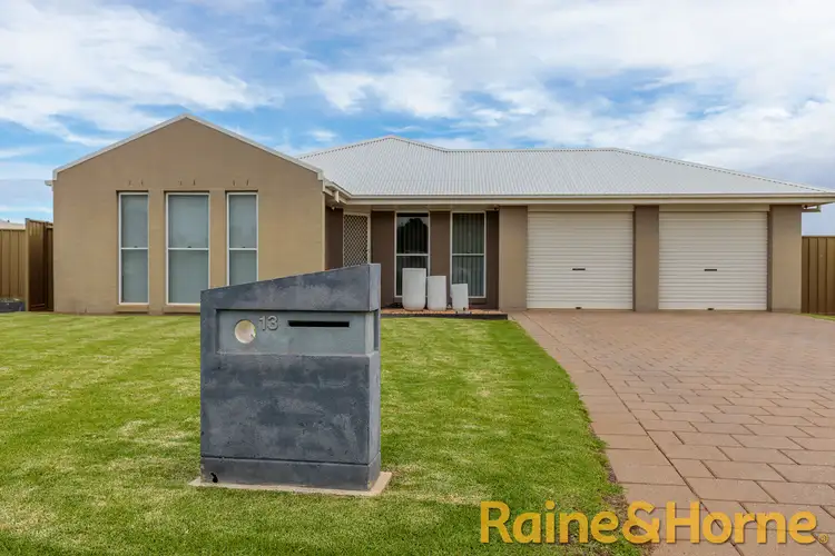13 Thornett Place, Dubbo NSW 2830