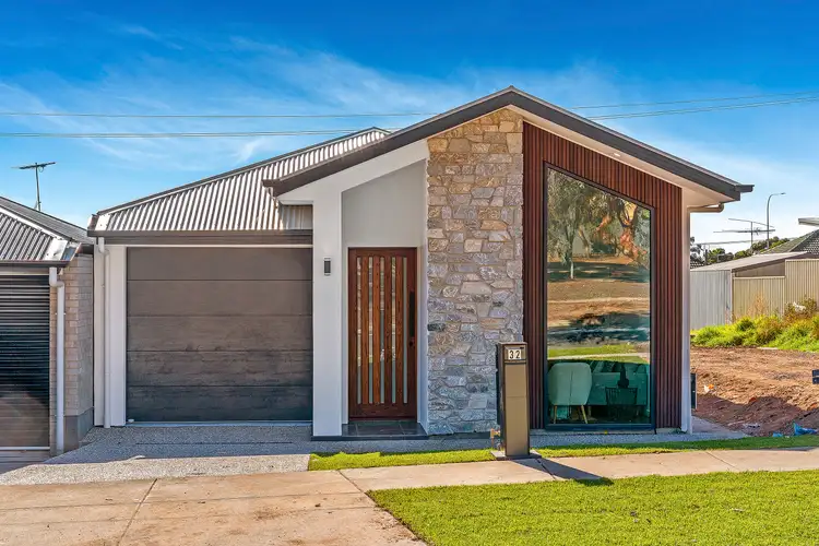 32 Melrose Avenue, Clearview SA 5085