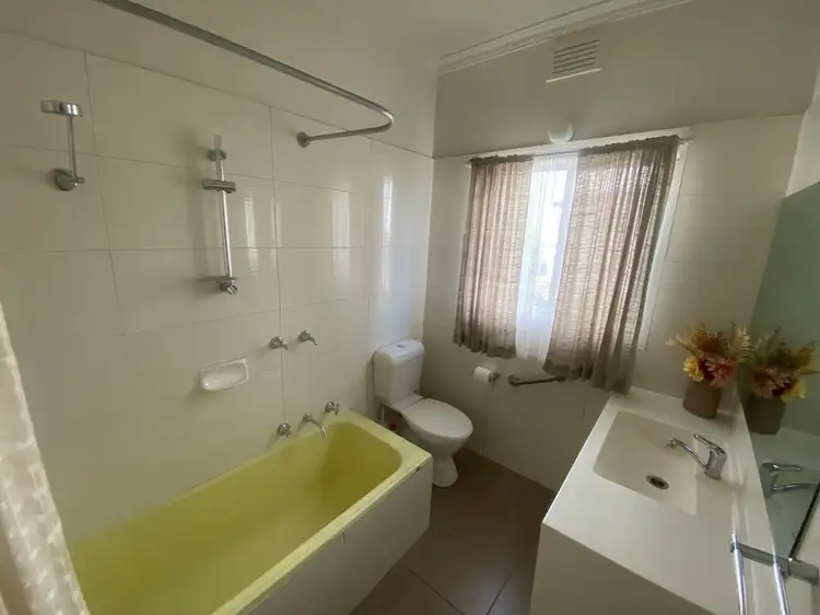 Fifth view of Homely house listing, 4 Argyle Street, Glenroy VIC 3046