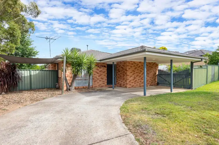 27 Meyer Place, Thurgoona NSW 2640