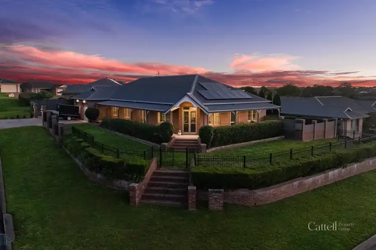 5 Amber Grove, Bolwarra Heights NSW 2320