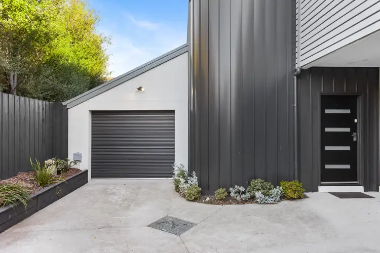 3/223 Woods Street, Newport VIC 3015