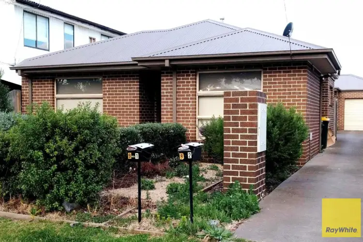 2/9 Balmoral Street, Laverton VIC 3028