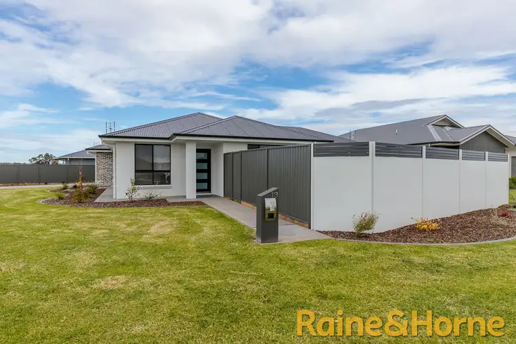 13 Canal Avenue, Dubbo NSW 2830