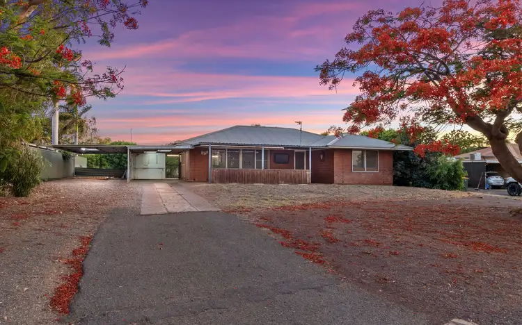 16 Lyndon Crescent, Dampier WA 6713