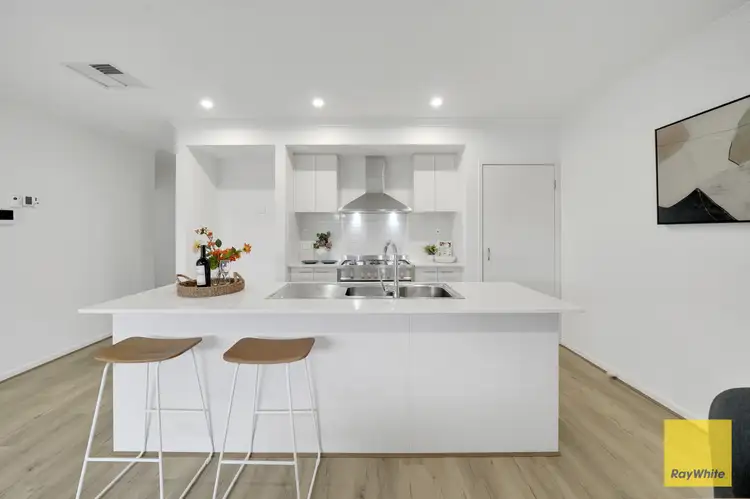 Sixth view of Homely house listing, 8 Chromite Circuit, Weir Views VIC 3338