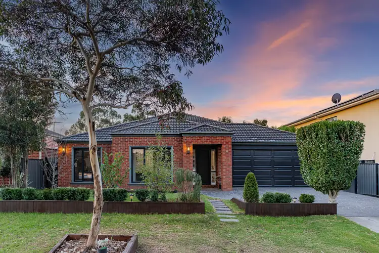 8 Markham Court, Roxburgh Park VIC 3064