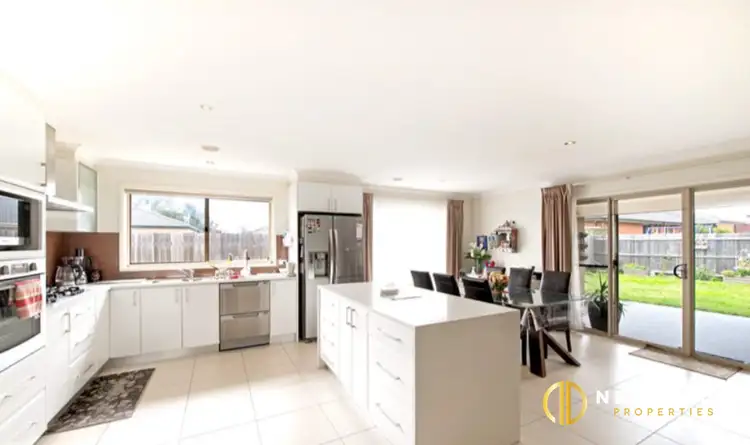 Fifth view of Homely house listing, 10 Hesba Brinsmead Street, Franklin ACT 2913