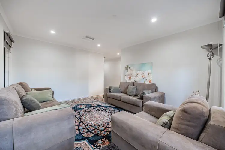 Fifth view of Homely house listing, 15 Masters Circuit, Roxburgh Park VIC 3064