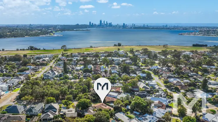 8 Luff Crescent, Attadale WA 6156