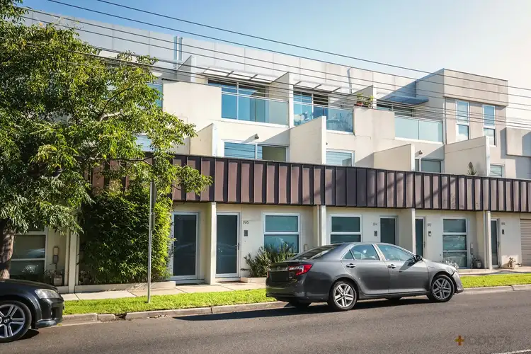 200 Como Parade East, Parkdale VIC 3195