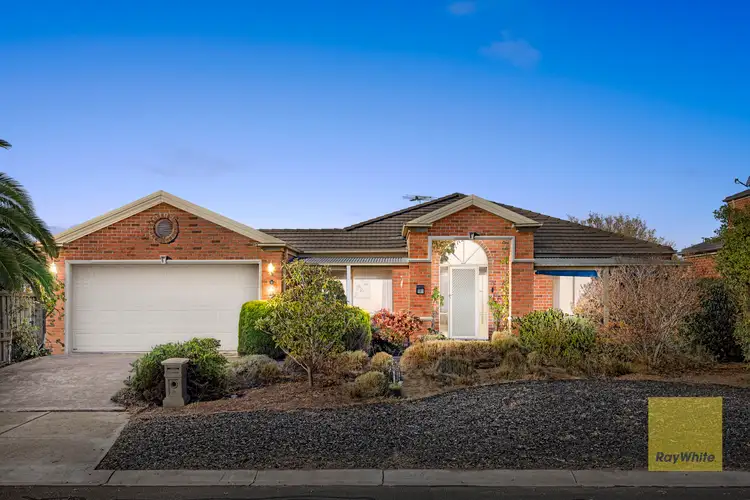 2 Langbourne Court, Point Cook VIC 3030