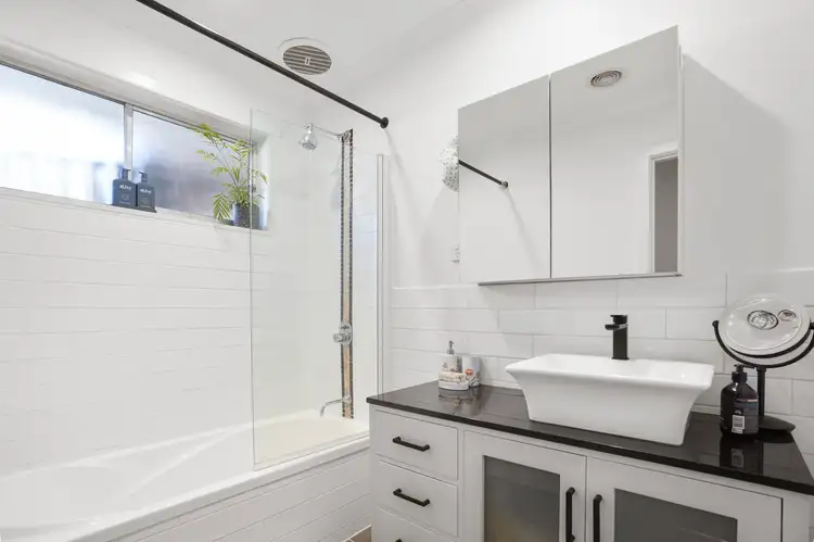 Sixth view of Homely house listing, 2/34 Olive Grove, Parkdale VIC 3195